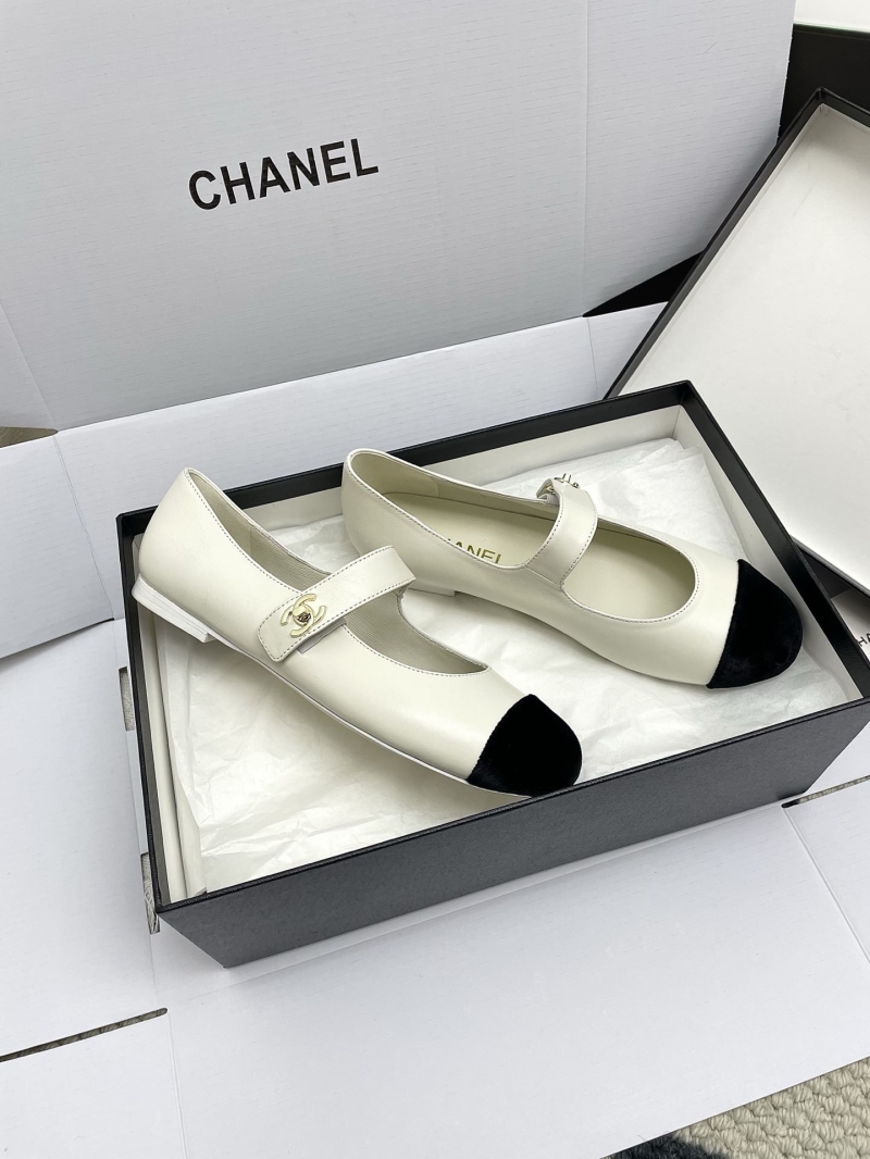 Ch**el flat shoes